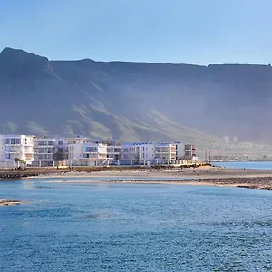 https://lagoon-beach-apartments.capetown-hotels.net