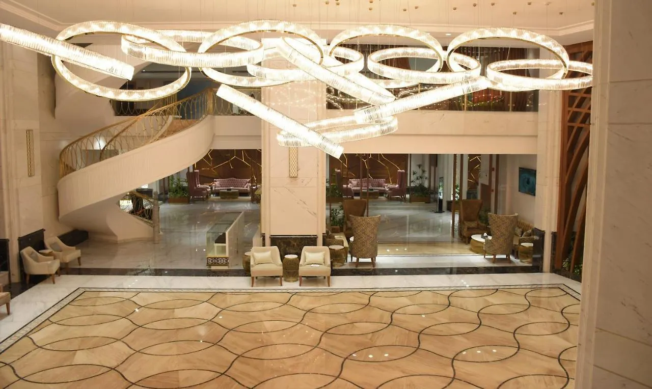 Midan Hotel & Suites Al Aziziya Μέκκα 3*,