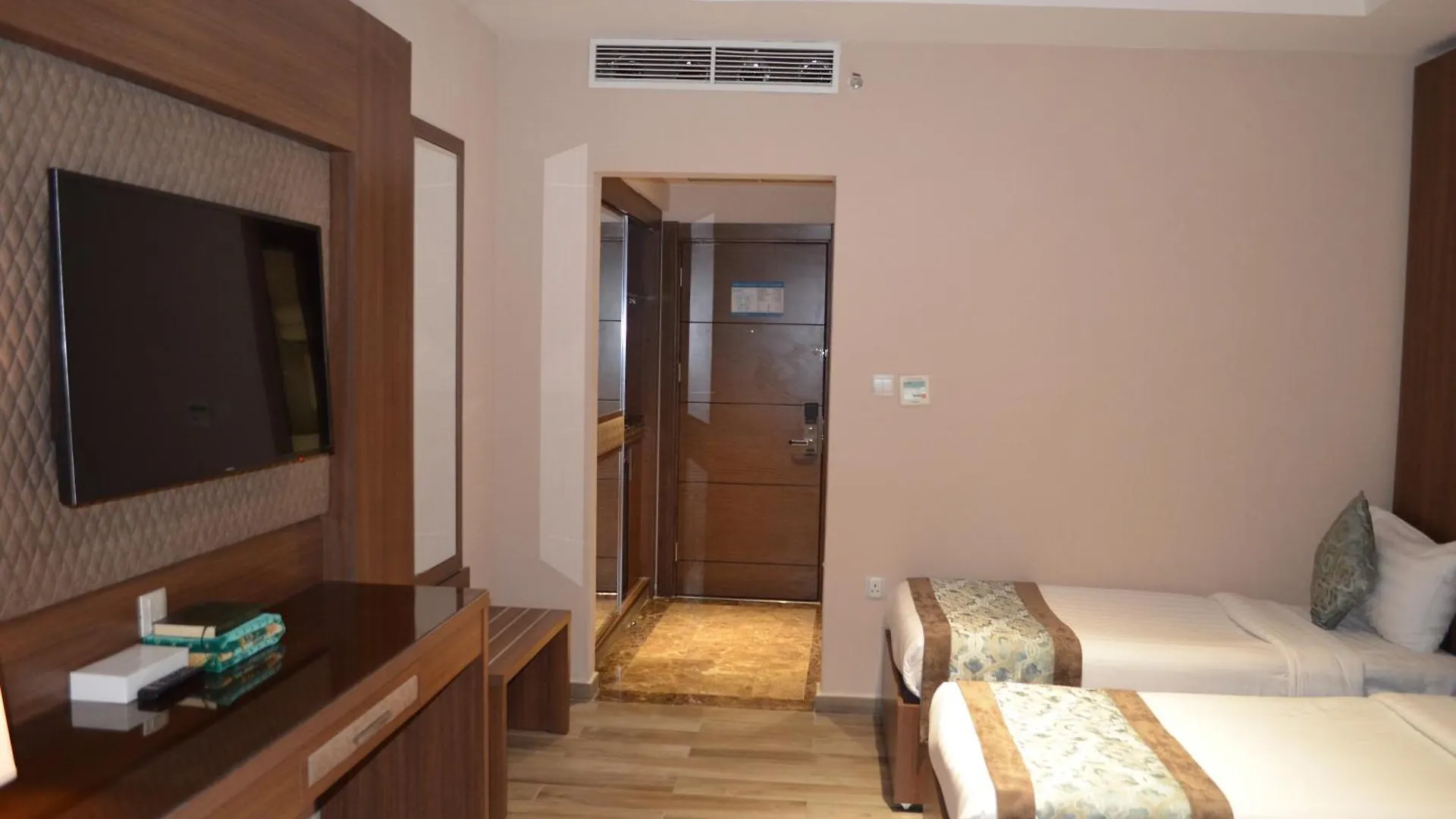 Midan Hotel & Suites Al Aziziya Mecca