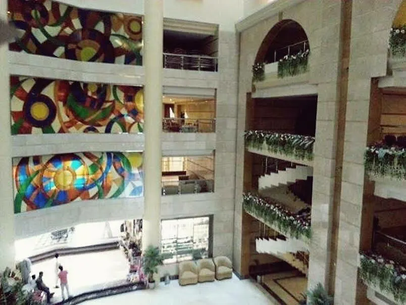 Midan Hotel & Suites Al Aziziya La Mecque